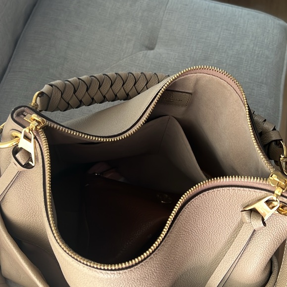 Louis Vuitton Maida Hobo - Picture 5 of 7